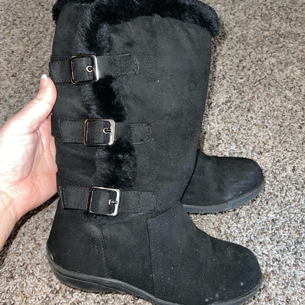 Girls boots sz 1